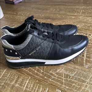 Michael Kors Black Sneakers Classic Athletic Design